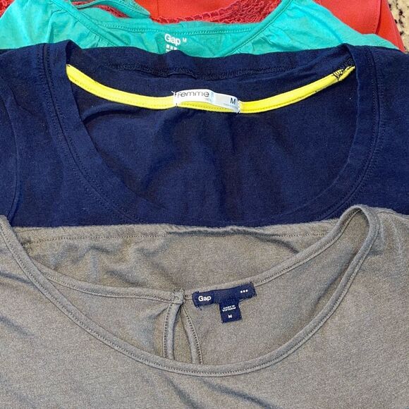 Mixed Bundle Of Gap Womens Tank Top Blouse T-Shirt Assorted Size Medium - Picture 5 of 7
